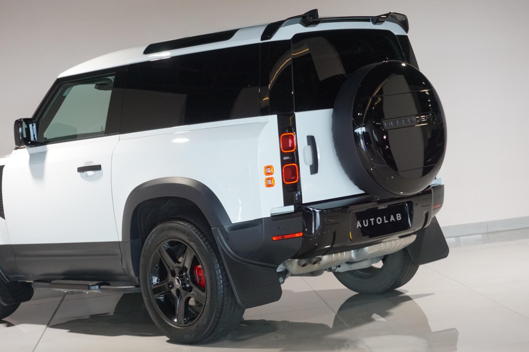 Land Rover Defender 90 3.0 D250 MHEV Hard Top SUV 3dr Diesel Auto 4WD SWB Euro 6 (s/s) (250 ps)